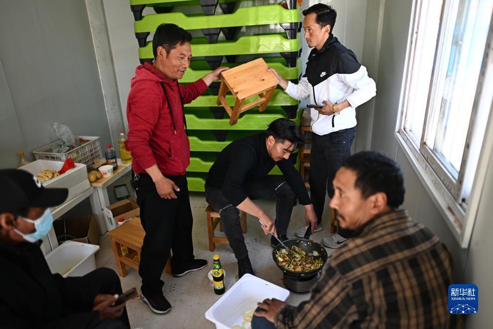 百老汇平台